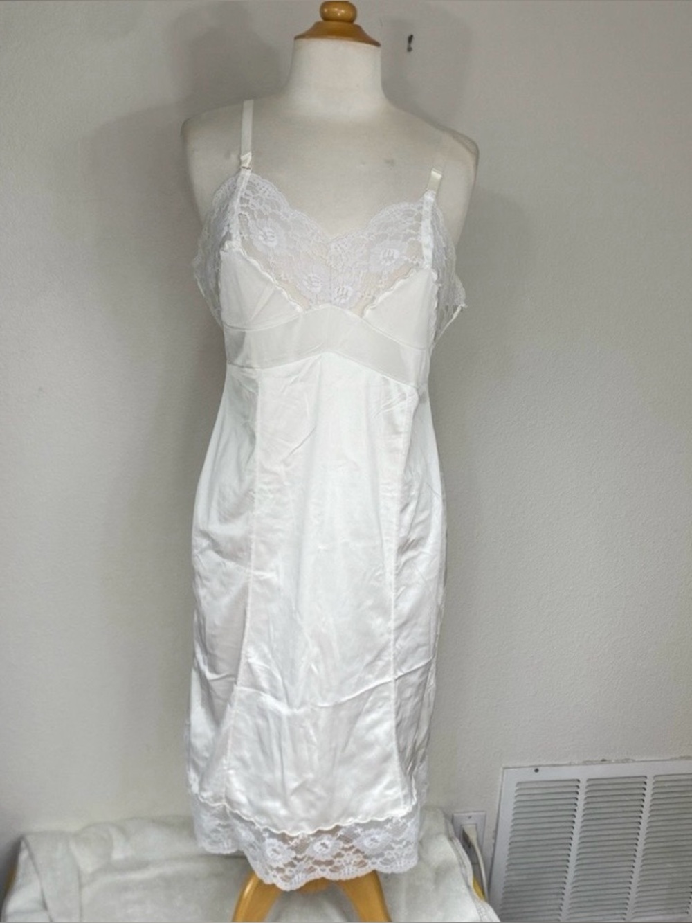 Vintage Womens Ivory Lace Trim Mini Slip Dress Cottagecore Coastal Girly Size S